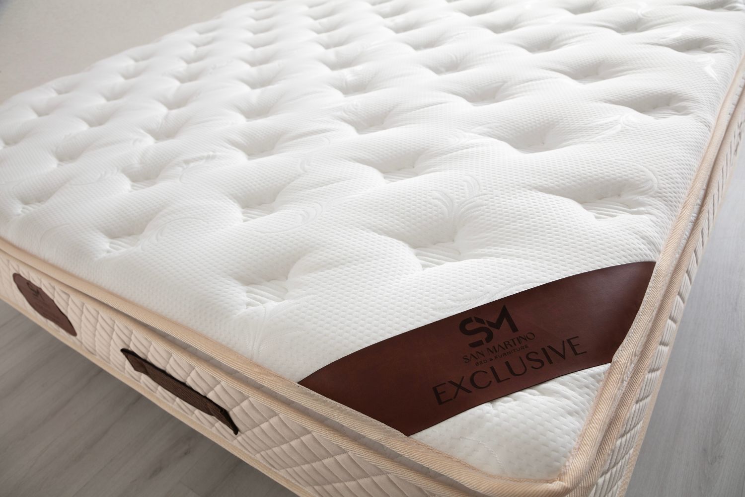 Matelas San Martino Exclusif Ressorts Beige - 32 cm avec surmatelas Intégré 140x190