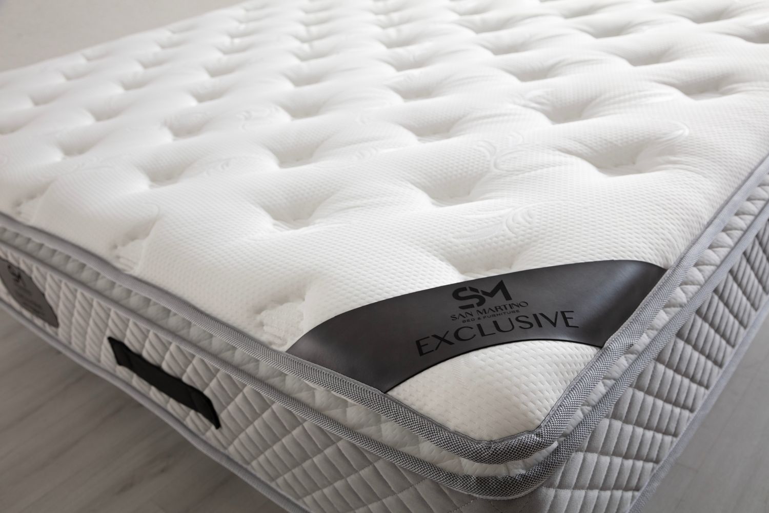 Matelas San Martino Exclusif Ressorts Gris - 32 cm avec surmatelas Intégré 180x200