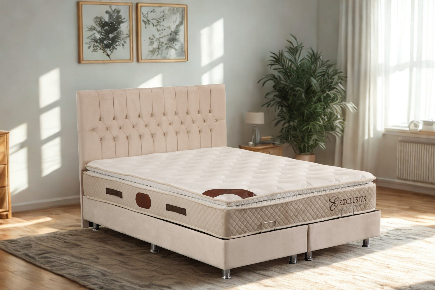 Lit coffre HUGO velours beige avec tête de lit
