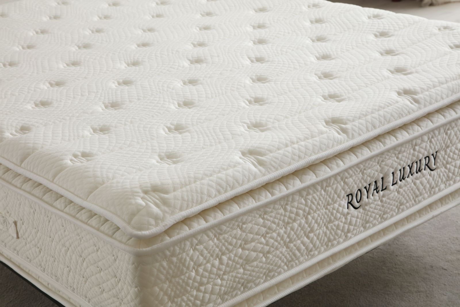 Matelas Royal Luxury Ressorts - 36 cm avec double surmatelas Intégré